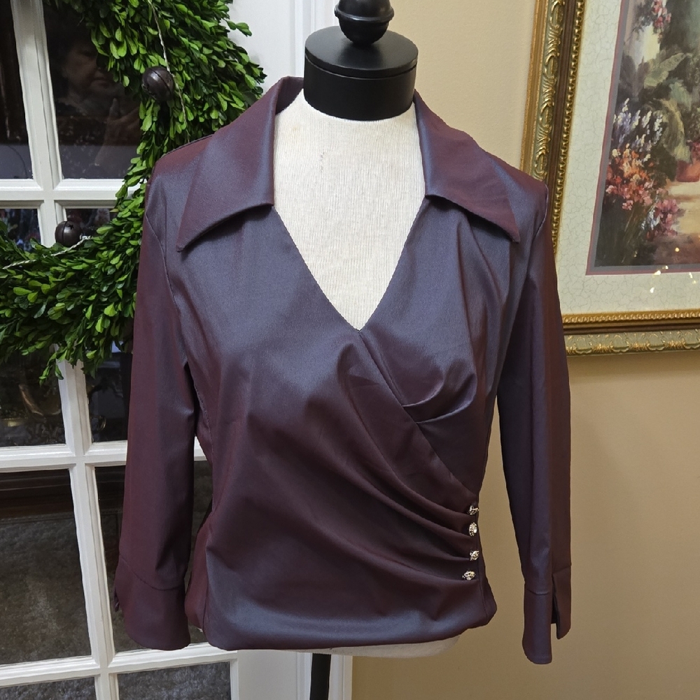 J.R. Nites By Caliendo Purple Evening Top Rhinestone Button Detail Vneck 12 EUC